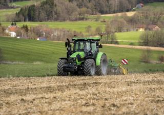 Tractoare 4WD DEUTZ-FAHR 5105 LS