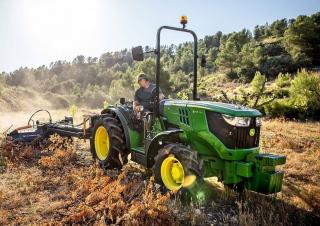 Tractoare 4WD John Deere 5105GL