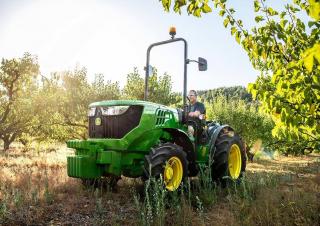 Tractoare 4WD John Deere 5105GL