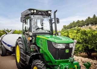 Tractoare 4WD John Deere 5115GN