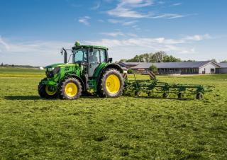 Tractoare 4WD John Deere 6130 M