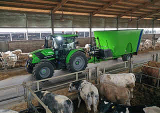 Tractoare 4WD DEUTZ-FAHR 6135 C RVShift 