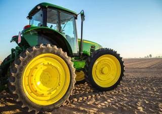 Tractoare 4WD John Deere 6140J