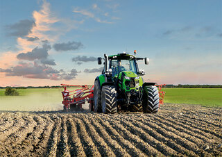 Tractoare 4WD DEUTZ-FAHR 6165.4 Agrotron RCShift