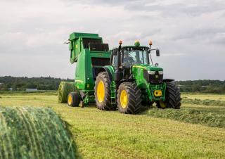 Tractoare 4WD John Deere 6175M