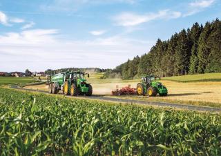 Tractoare 4WD John Deere 6250R