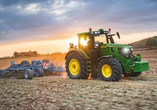 Tractoare 4WD John Deere 6R 250