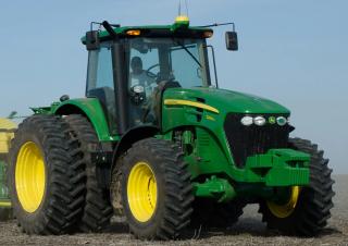 Tractoare 4WD John Deere 7200J