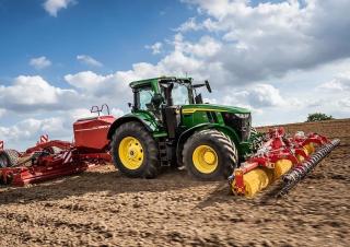 Tractoare 4WD John Deere 7R 330