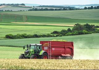 Tractoare 4WD Fendt 826 Vario Power