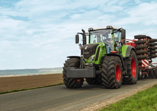Tractoare 4WD Fendt 828 Vario Profi+