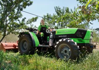 Tractoare 4WD DEUTZ-FAHR Agrofarm 415 TB