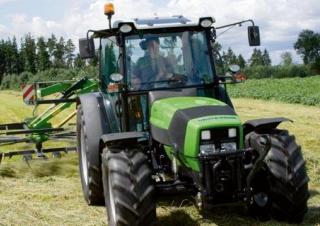 Tractoare 4WD DEUTZ-FAHR Agroplus 320