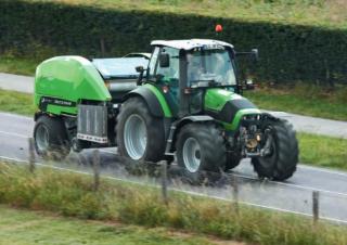 Tractoare 4WD DEUTZ-FAHR Agrotron TTV 410 DCR