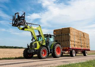 Tractoare 4WD Claas Arion 440