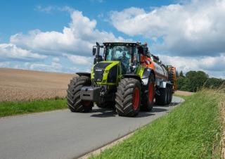 Tractoare 4WD Claas Axion 920 