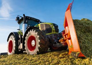 Tractoare 4WD Claas Axion 950 