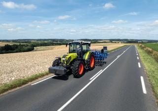 Tractoare 4WD Claas Axos 3.120 Trend