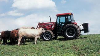 Tractoare 4WD Case IH Farmall 65 C Basis