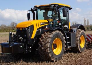 Tractoare 4WD JCB Fastrac 4220