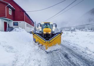 Tractoare 4WD JCB Fastrac 8330