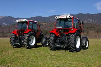 Tractoare 4WD Lindner Geotrac 84
