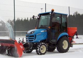 Tractoare 4WD LS J27 HST