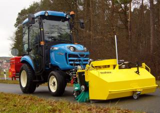 Tractoare 4WD LS J27 HST
