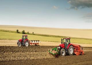 Tractoare 4WD Case IH Luxxum 100 Basis