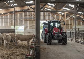 Tractoare 4WD Massey Ferguson MF 5713SL