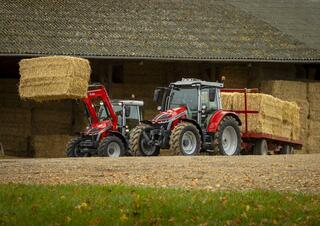 Tractoare 4WD Massey Ferguson MF 5S.135