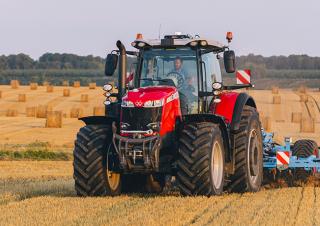 Tractoare 4WD Massey Ferguson MF 8735 S