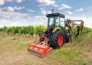 Tractoare 4WD Claas Nexos 2.85 Comfort S 