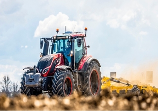 Tractoare 4WD Valtra T144V SmartTouch