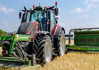 Tractoare 4WD Valtra T214H