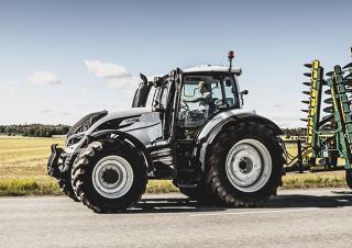 Tractoare 4WD Valtra T214V SmartTouch
