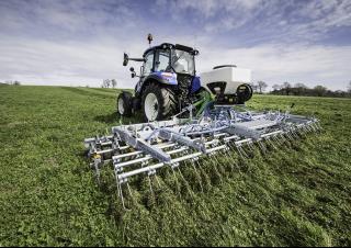 Tractoare 4WD New Holland T5.75