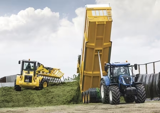 Tractoare 4WD New Holland T7.235 SideWinder