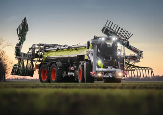 Tractoare 4WD Claas Xerion 4200 Saddle Trac 