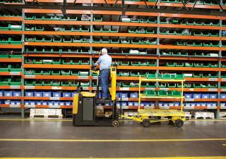 Tractoare automatizate Hyster LO100