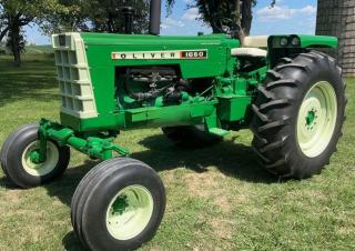 Tractoare cu roți mari pe spate Oliver 1650