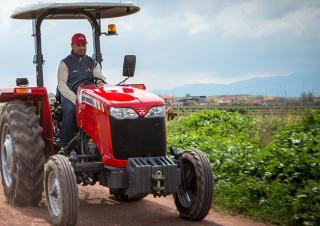 Tractoare cu roți mari pe spate Massey Ferguson MF 2620 Xtra