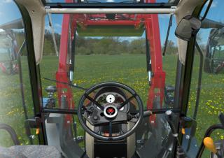 Tractoare cu roți mari pe spate Massey Ferguson MF 4708 M