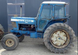 Tractoare cu roți mari pe spate Ford-NH TW-10