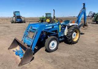 Vehicule Tractoare municipale Ford-NH 1710