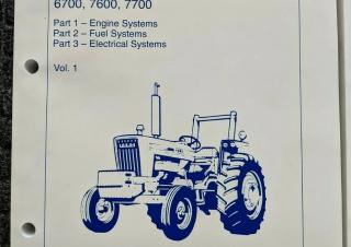 Vehicule Tractoare municipale Ford-NH 2600
