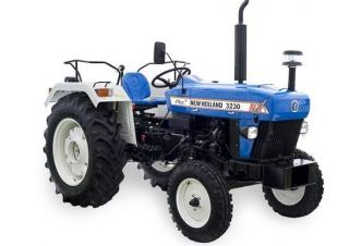 Vehicule Tractoare municipale Ford-NH 3230