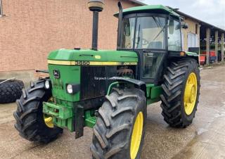 Vehicule Tractoare municipale John Deere 3650