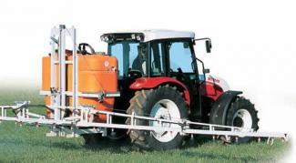 Vehicule Tractoare municipale Steyr 4065 Kompakt S Basis