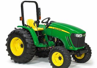 Vehicule Tractoare municipale John Deere 4105
